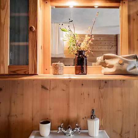 Berggasthaus & Resterhoehe イン ミッタージル